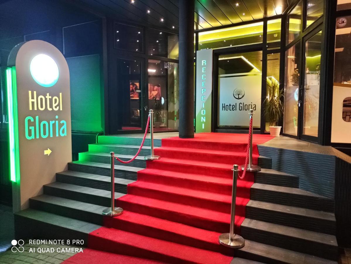 Hotel Gloria Приштина Экстерьер фото